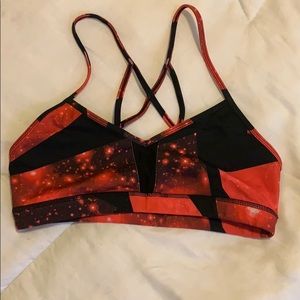 Ali stewpot sports bra